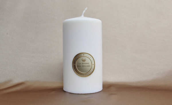 Divine of Divines Candle radiating a light of majesty and purity